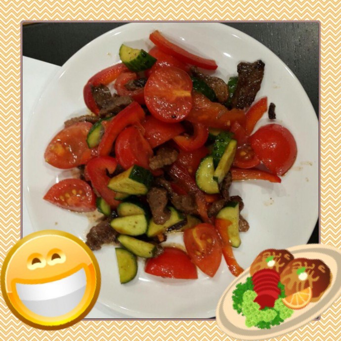 А у нас сегодня был очень вкусный теплый салатик! А у нас сегодня был очень вкусный теплый салатик!