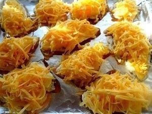 Курица, запеченная с ананасами и сыром Курица, запеченная с ананасами и сыром