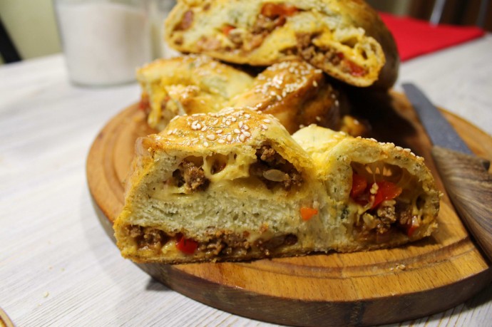 Очень вкусный ХЛЕБ-ПИЦЦА! Хлеб с ароматной начинкой Очень вкусный ХЛЕБ-ПИЦЦА! Хлеб с ароматной начинкой