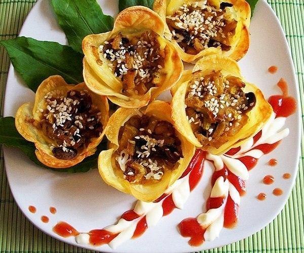 Картофельные цветочки-корзиночки с начинкой Картофельные цветочки-корзиночки с начинкой