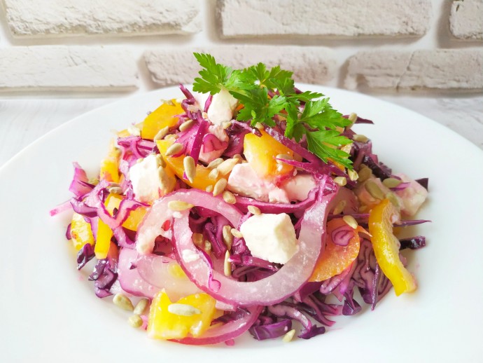 Новый салат из капусты, у этого салата нет конкурентов, очень вкусный! Новый салат из капусты, у этого салата нет конкурентов, очень вкусный!