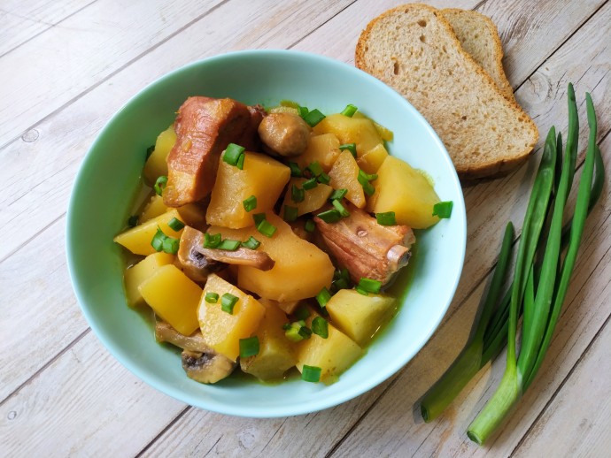Горячее блюдо для вкусного семейного обеда (ужина), по-домашнему просто! Горячее блюдо для вкусного семейного обеда (ужина), по-домашнему просто!