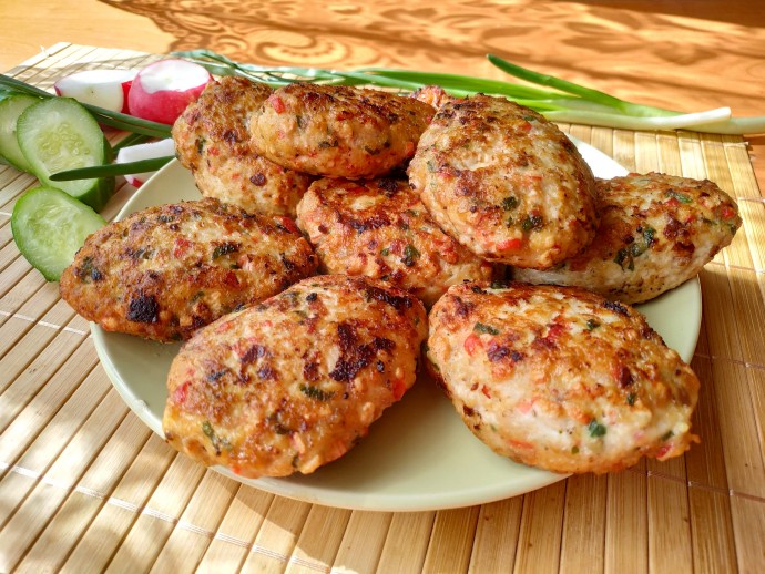 Вот это котлеты! Их новый вкус меня удивил и покорил! Вот это котлеты! Их новый вкус меня удивил и покорил!