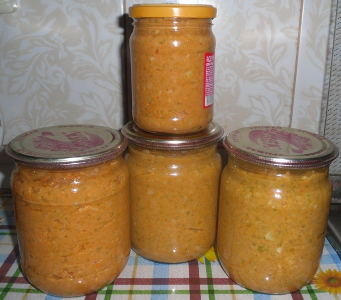 Консервирование кабачковой икры с чесноком Консервирование кабачковой икры с чесноком