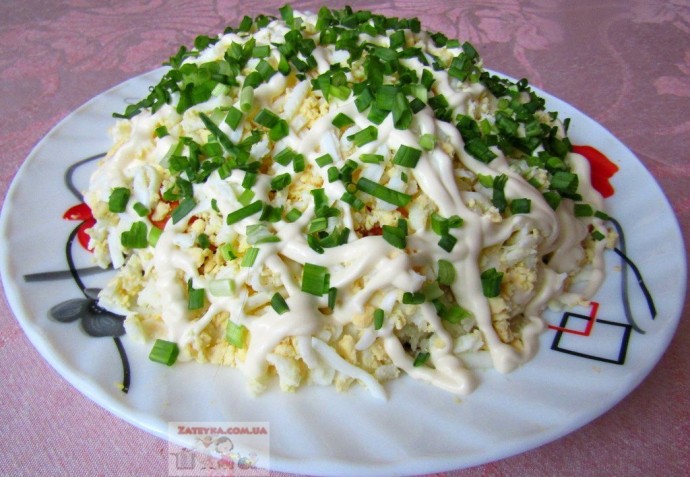 Слоёный салат со шпротами Слоёный салат со шпротами