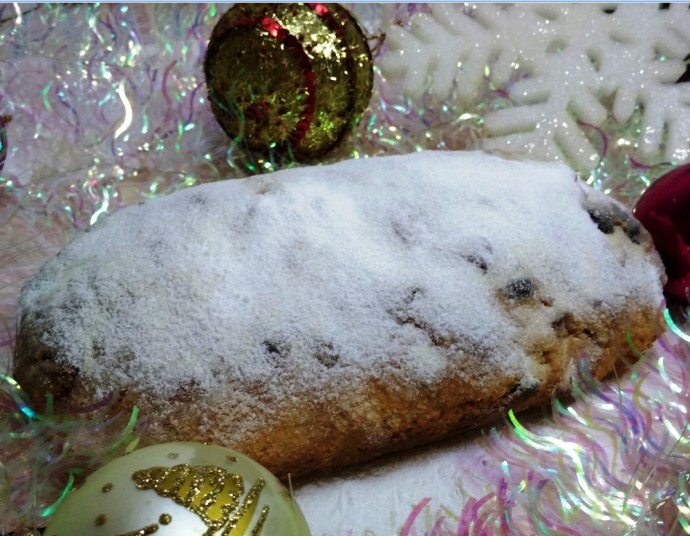 Рождественский штоллен необыкновенно вкусный Рождественский штоллен необыкновенно вкусный