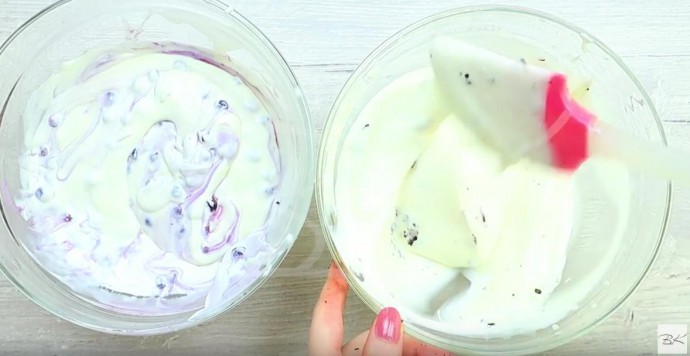 Мороженое сливочное с черникой и шоколадной крошкой Мороженое сливочное с черникой и шоколадной крошкой