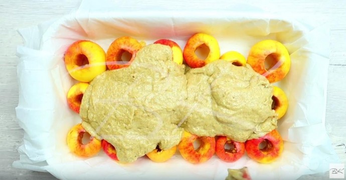 Шарлотка с целыми яблоками (любимый рецепт) Шарлотка с целыми яблоками (любимый рецепт)