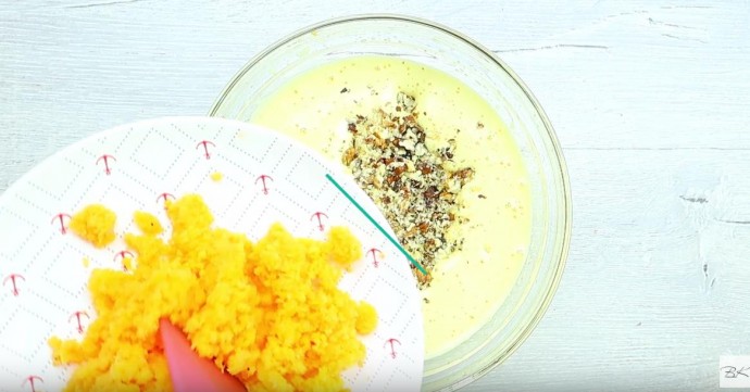 Морковный ароматный рулет с кремом из маскарпоне Морковный ароматный рулет с кремом из маскарпоне
